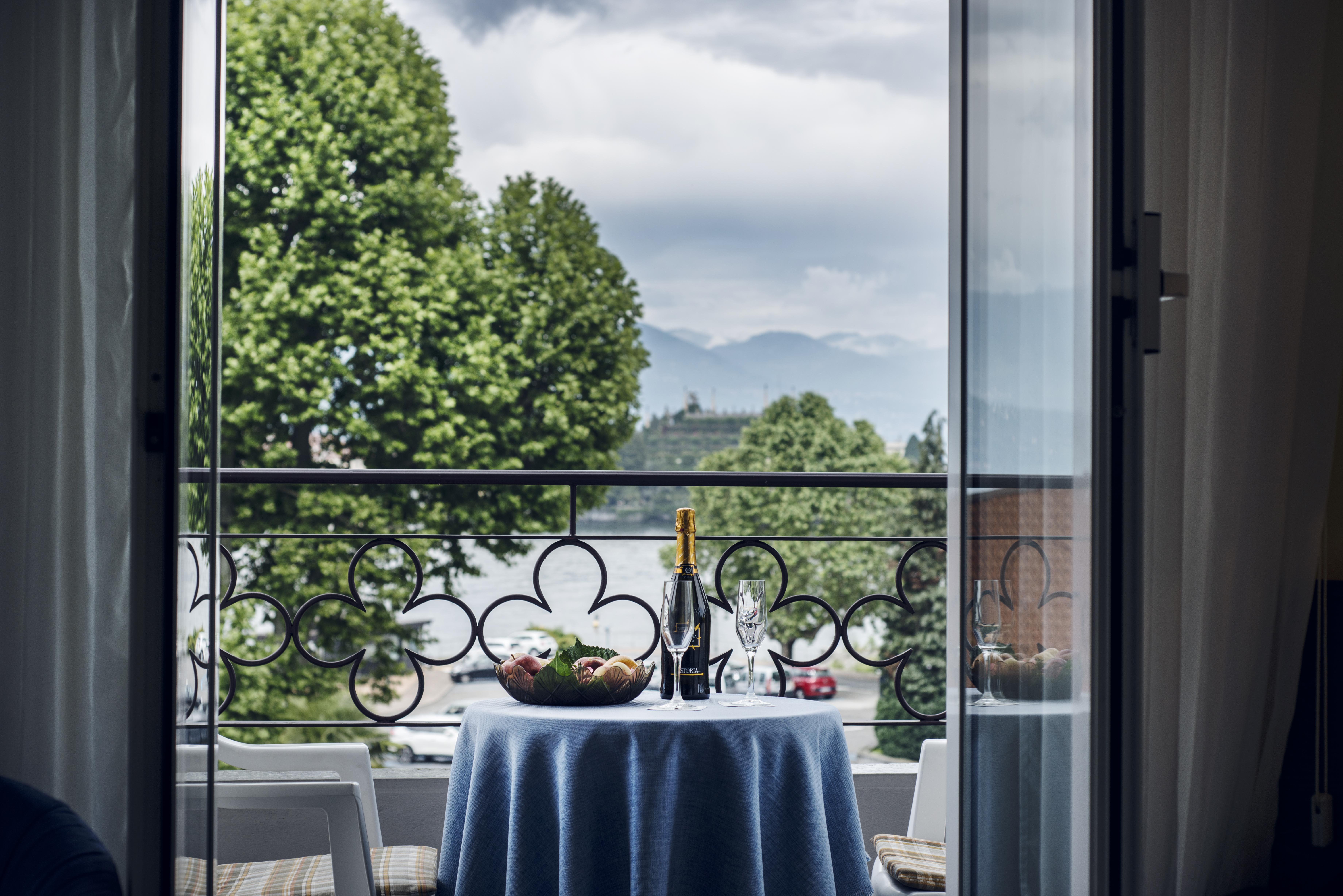 Hotel Lido La Perla Nera Stresa Exterior photo