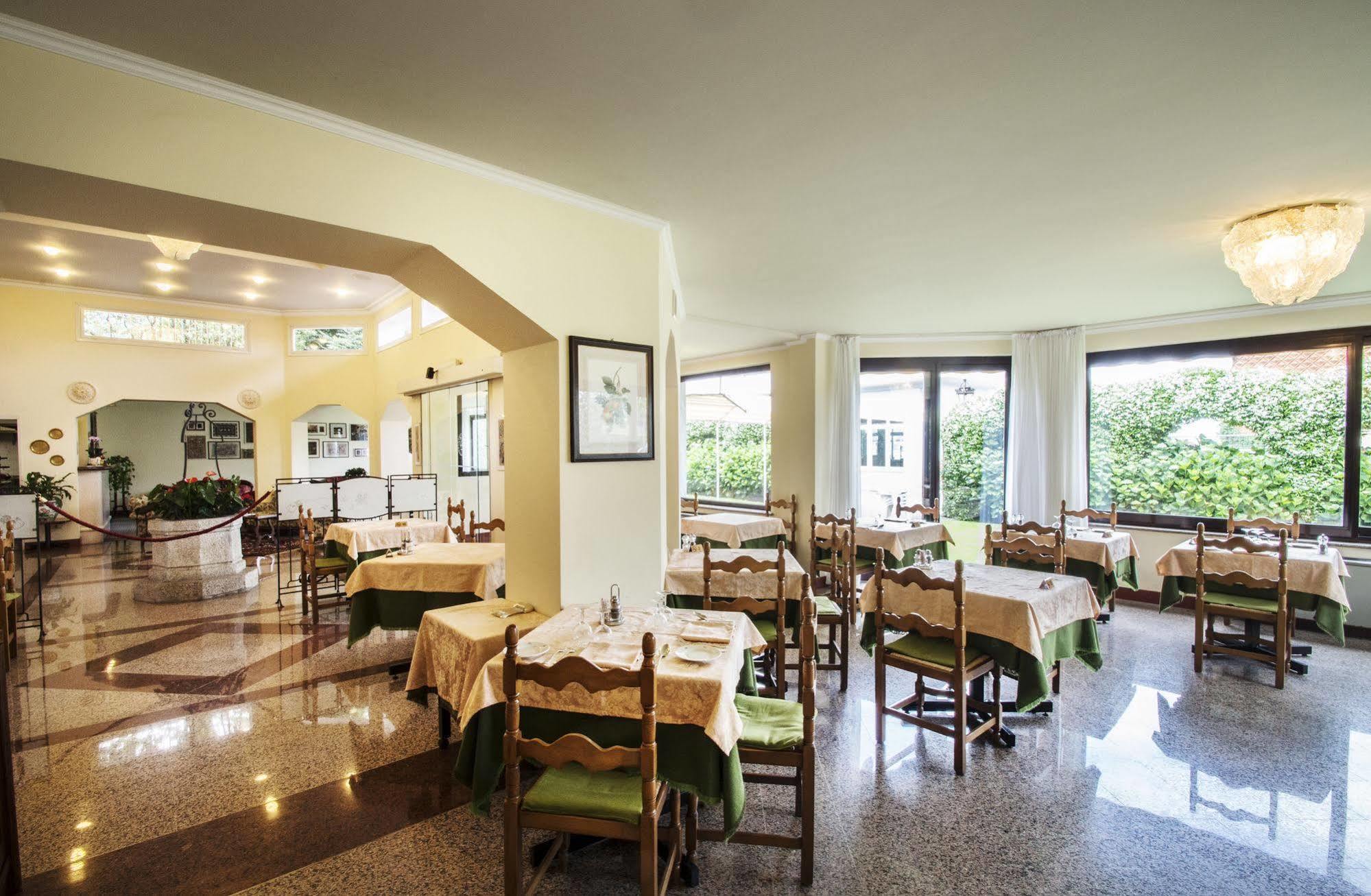 Hotel Lido La Perla Nera Stresa Exterior photo