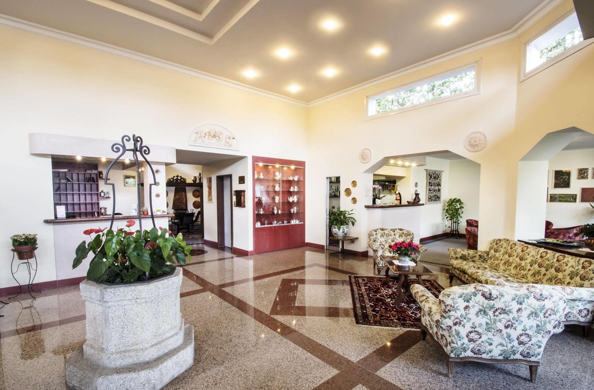 Hotel Lido La Perla Nera Stresa Exterior photo